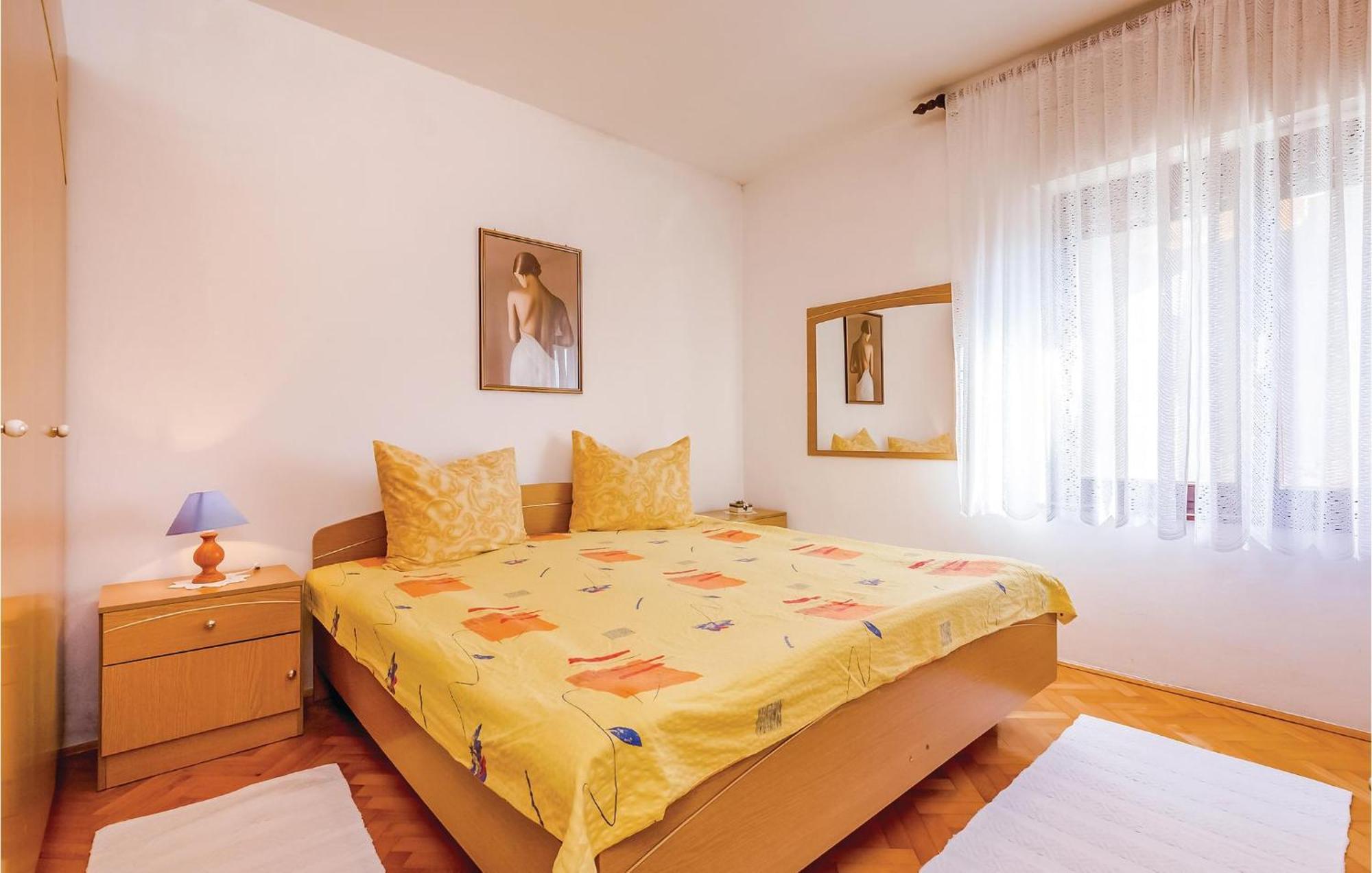 Beautiful Apartment In 诺维·维诺多尔斯基 外观 照片